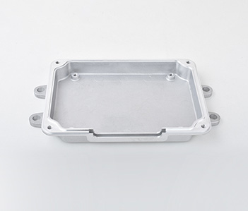 輔助（zhù）控製器端下（xià）箱體